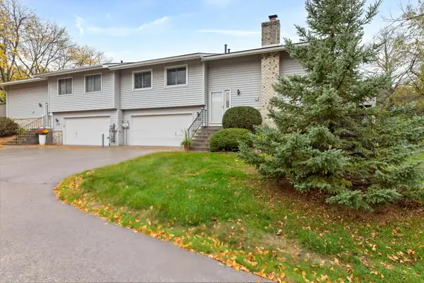 7112 Pontiac Circle, Chanhassen, MN 55317