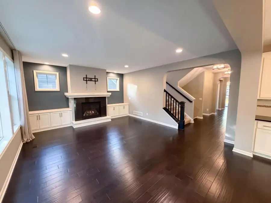 16891 E Lake Drive, Lakeville, MN 55044 - #2
