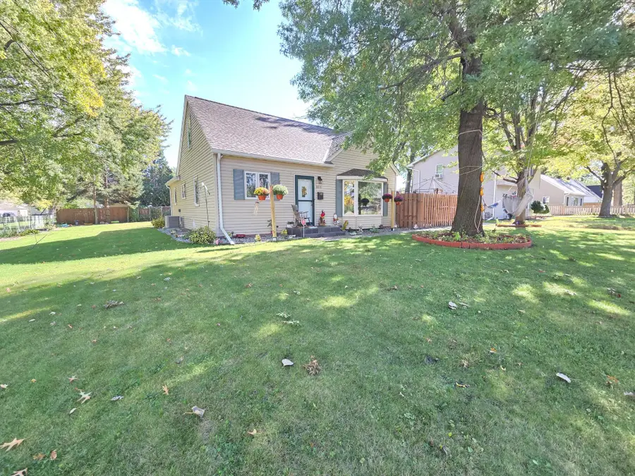 8011 1st Avenue S, Bloomington, MN 55420 - #2