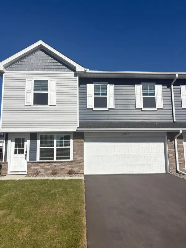 21657 Magnolia Way, Farmington, MN 55024