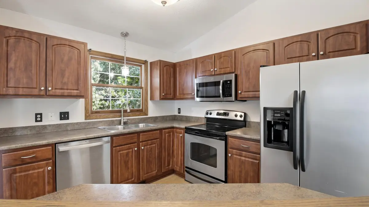 17604 Lorence Way, Eden Prairie, MN 55346 - #1