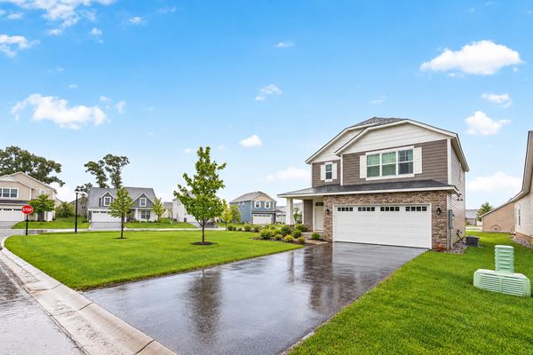 8826 152nd Lane Nw, Ramsey, MN 55303