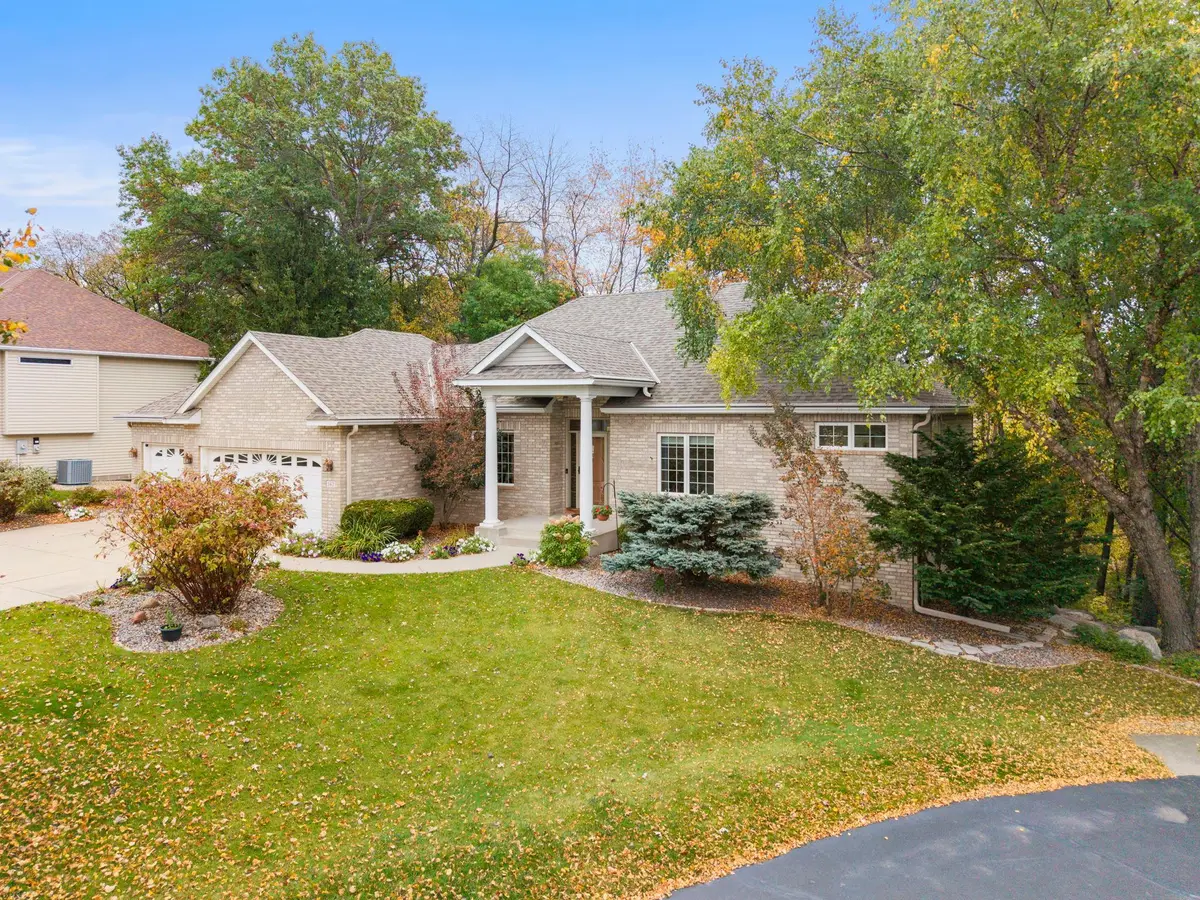 542 Majestic Oaks Court, Eagan, MN 55123 - #1