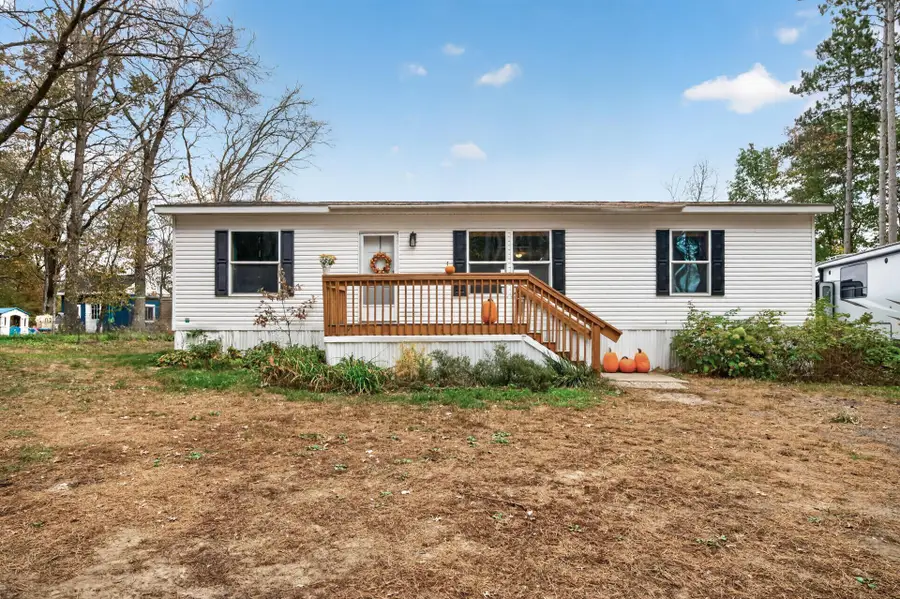 593 261st Avenue Nw, Isanti, MN 55040 - #3
