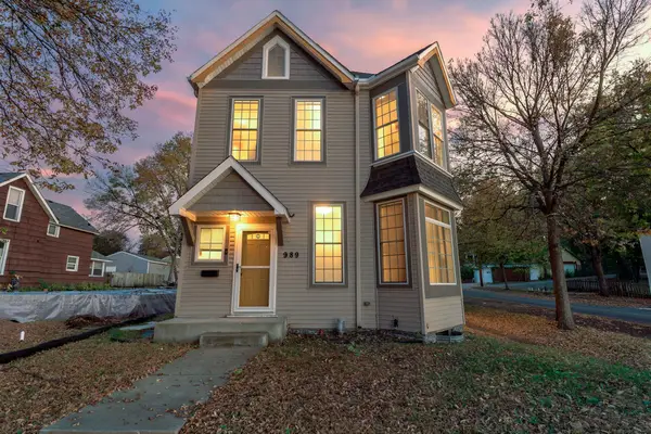 989 Burr Street, Saint Paul, MN 55130