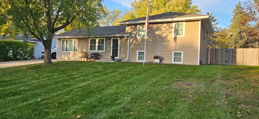 10416 Arrowhead Street Nw, Coon Rapids, MN 55433 - #3