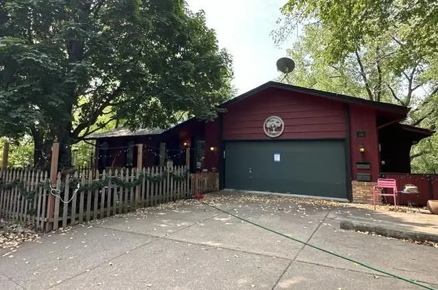 2301 Crestview Avenue, Golden Valley, MN 55422 - #1