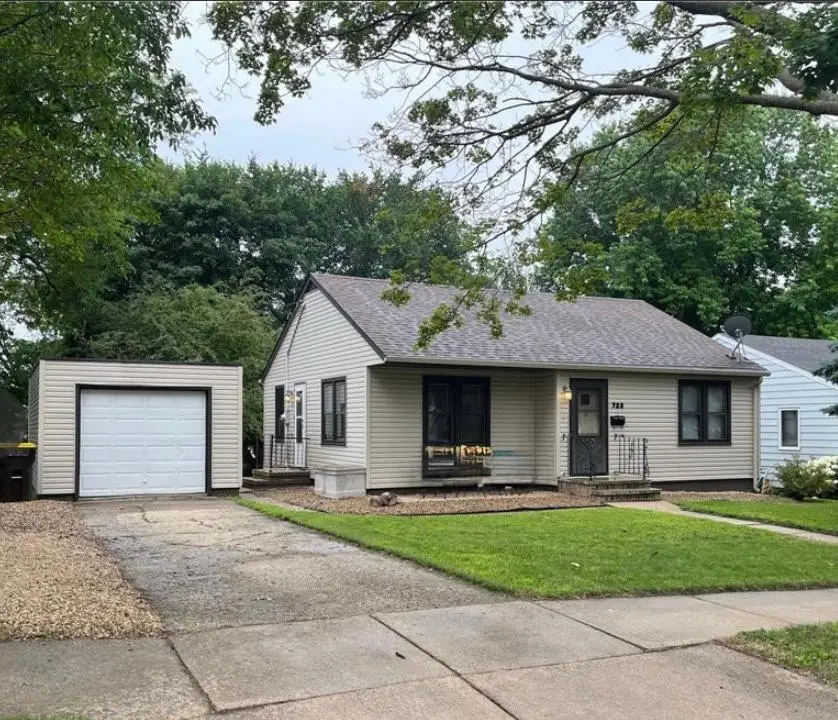 722 Willow Street, Fairmont, MN 56031 - #1