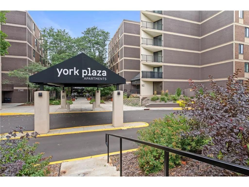 7200 York Avenue S #101, Edina, MN 55435 - #1