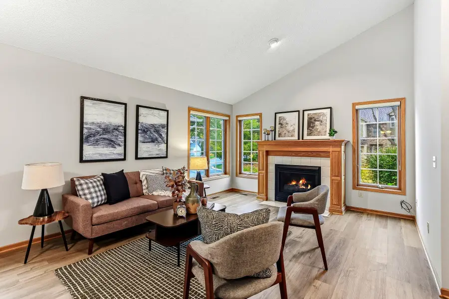 4707 Wildwood Street, Eagan, MN 55122 - #2