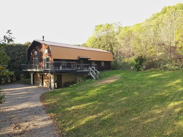 S225 Castleberg Drive, Nelson, WI 54756