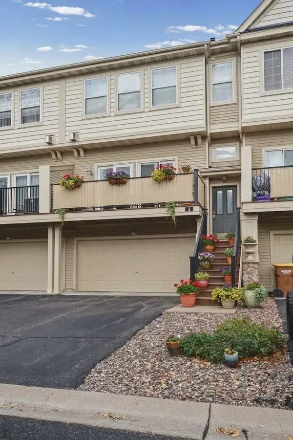 4363 Victor Path #3, Hugo, MN 55038