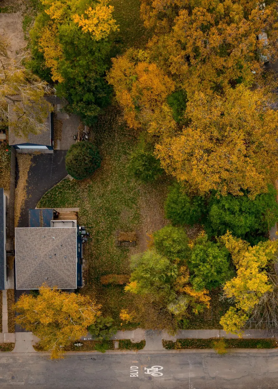 289 Queen Avenue N, Minneapolis, MN 55405 - #2