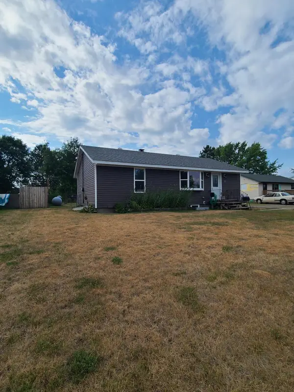 16 Fir Circle, Babbitt, MN 55706