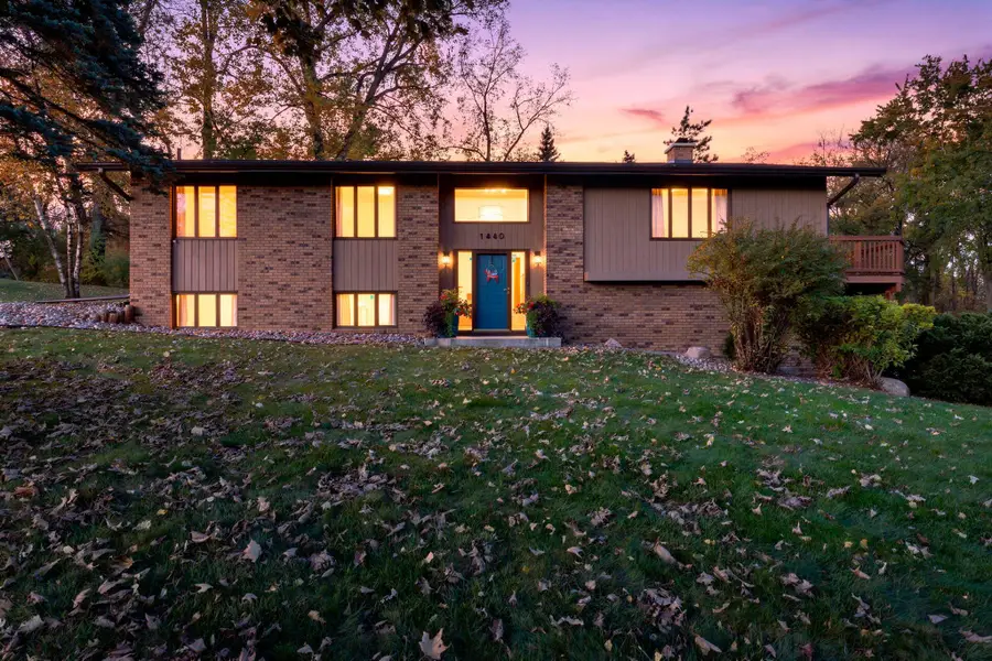 1440 Indian Oaks Trail, Arden Hills, MN 55112 - #2