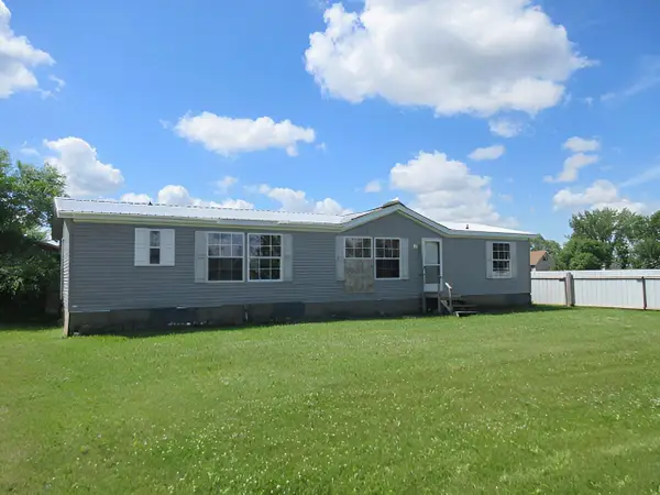 106 Brisbane Lane, Emerado, ND 58228