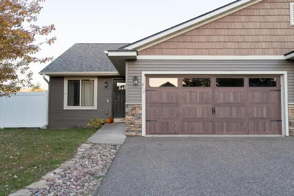 675 Blue Karner Drive, Altoona, WI 54720