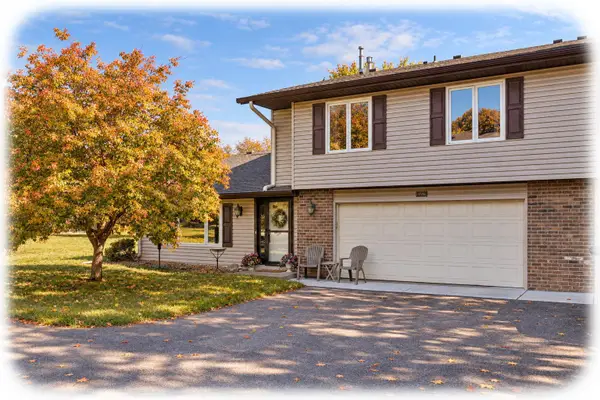 9558 Kingsview Lane N, Osseo, MN 55369