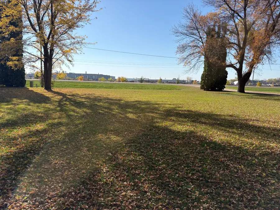 280 10th Street Ne, Benson, MN 56215 - #3