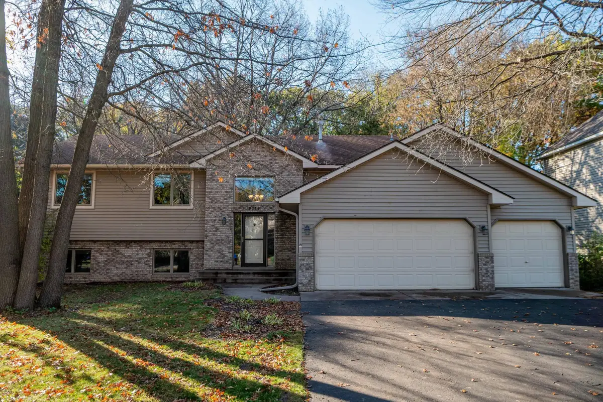 9314 Harpers Court Ne, Blaine, MN 55449 - #1