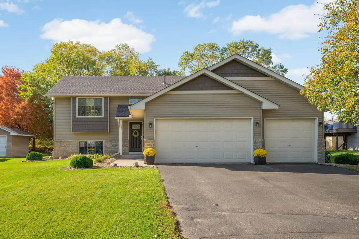 6809 91st Trail N, Brooklyn Park, MN 55445 - #1