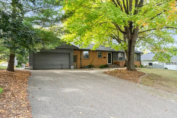 5708 Bernard Place, Edina, MN 55436