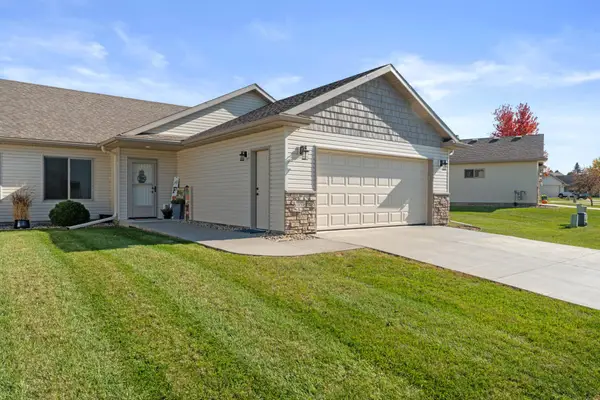 491 Limestone Court Nw, Eyota, MN 55934