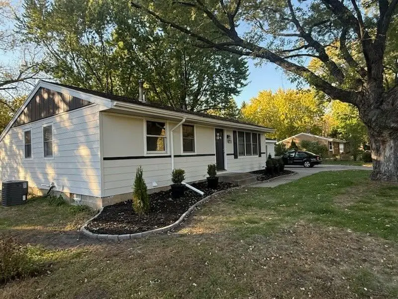 6533 Wyoming Avenue N, Brooklyn Park, MN 55428 - #2