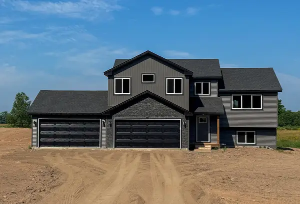19323 90th Avenue, Milaca, MN 56353