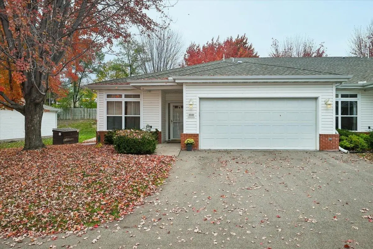 2232 Lower Afton Road E, Saint Paul, MN 55119 - #1