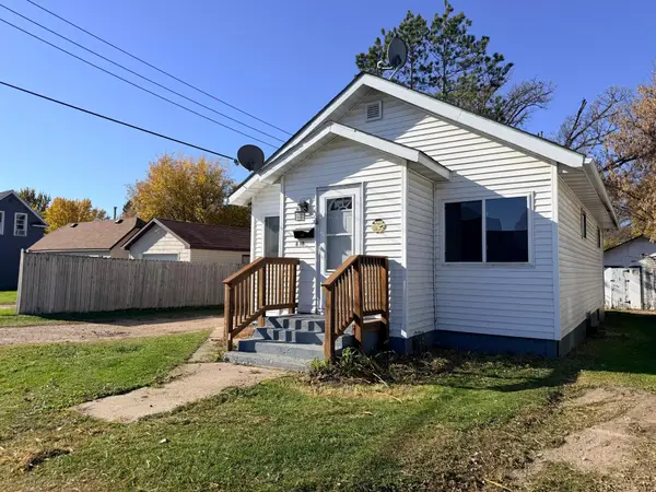 610 Oak Grove Avenue, Detroit Lakes, MN 56501