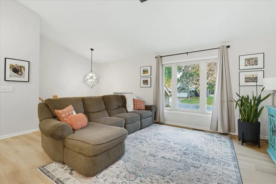 3506 Coachman Road, Eagan, MN 55122 - #3