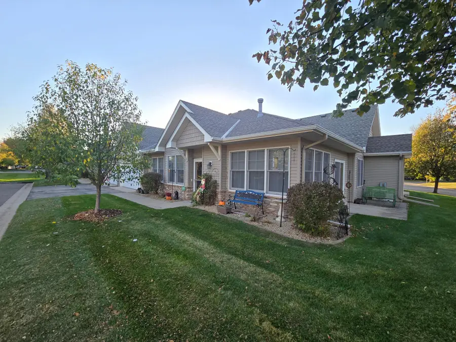 389 Hayes Drive, Hastings, MN 55033 - #2