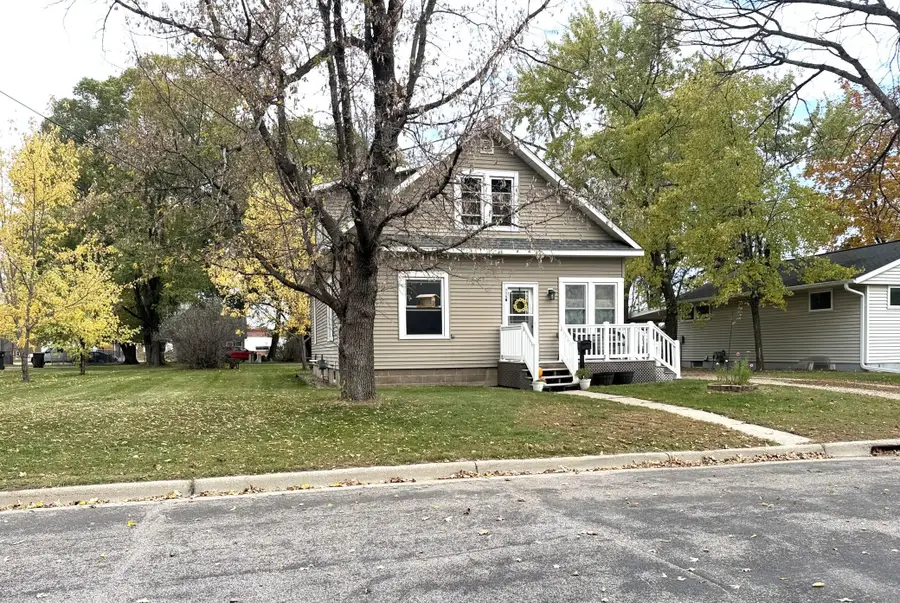 11 3rd Street Sw, Melrose, MN 56352 - #2