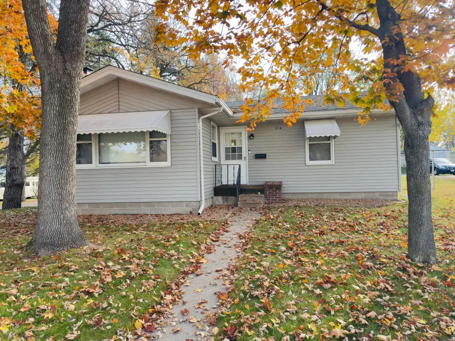 214 8th Street Ne, Little Falls, MN 56345 - #3