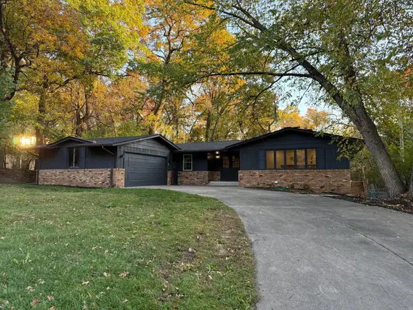 1036 Woodlynn Avenue, Saint Paul, MN 55113