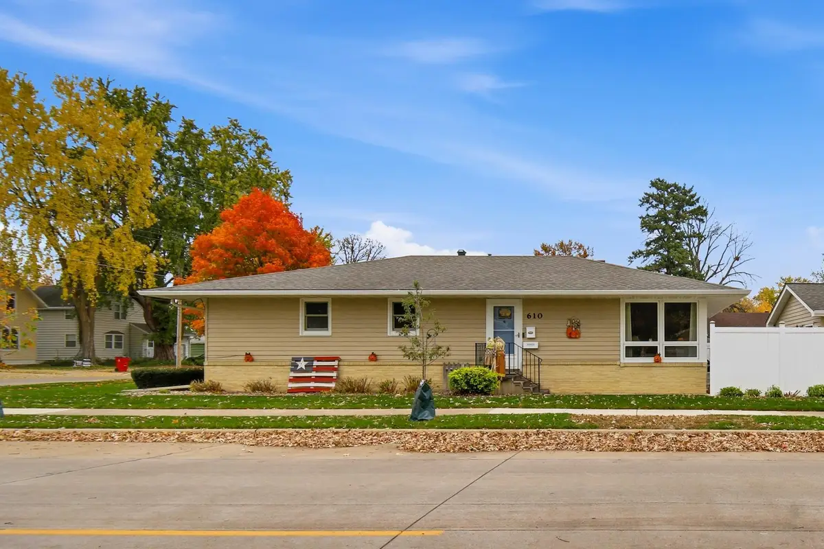610 8th Street Nw, Austin, MN 55912 - #1