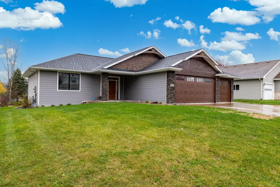 1687 Valley Quail Drive, River Falls, WI 54022 - #2