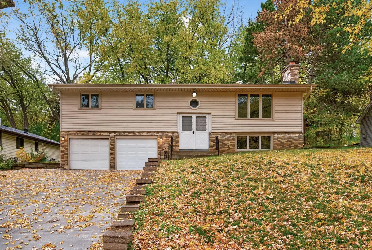 2187 Springside Drive E, Saint Paul, MN 55119 - #1