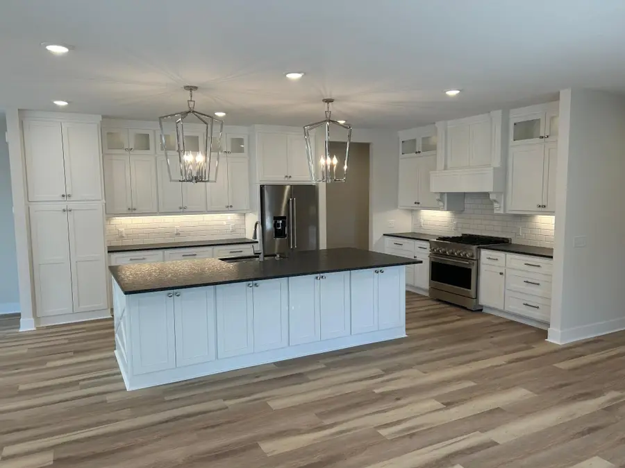 4442 Chainview Drive Nw, Alexandria, MN 56308 - #2