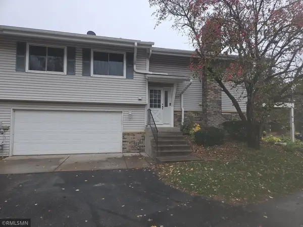 837 Evergreen Circle, Burnsville, MN 55337