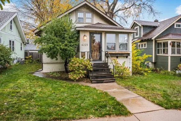 4225 Oakland Avenue, Minneapolis, MN 55407