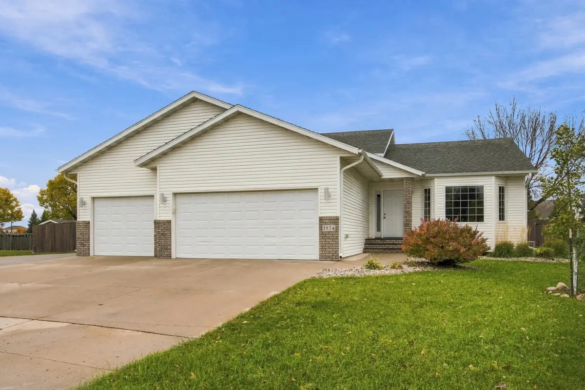 1924 33rd Street S, Moorhead, MN 56560 - #1