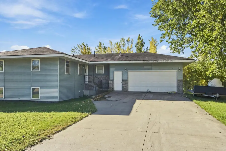 141 2nd Street N, Casselton, ND 58012 - #2