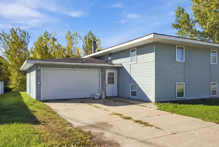 141 2nd Street N, Casselton, ND 58012 - #3