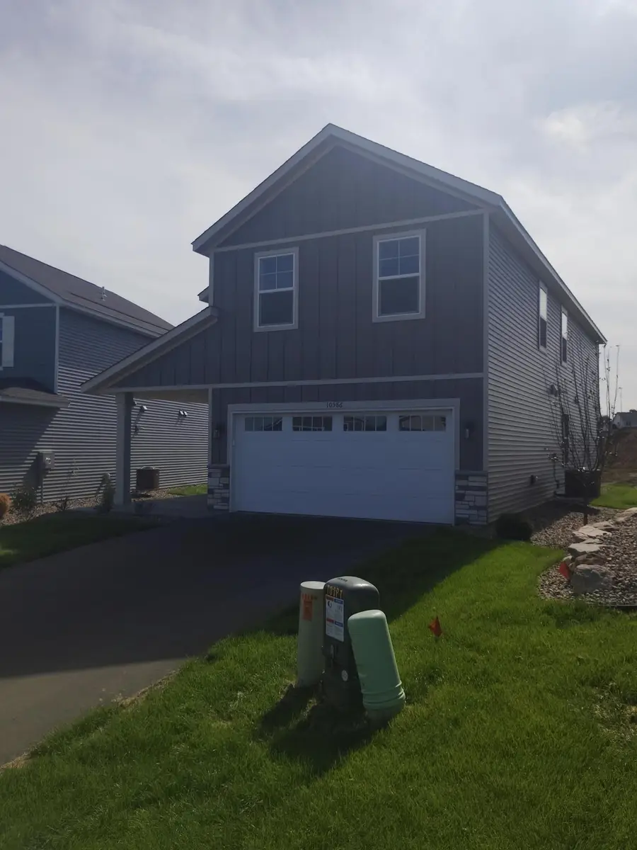 10569 Goodview Avenue S, Cottage Grove, MN 55016 - #2