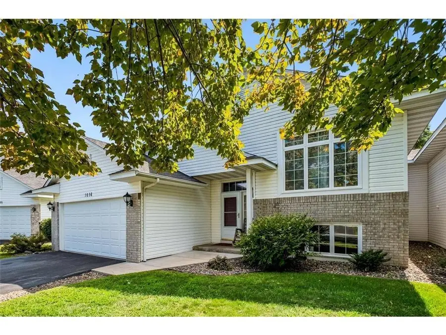 1016 Lilac Court, Shakopee, MN 55379 - #2