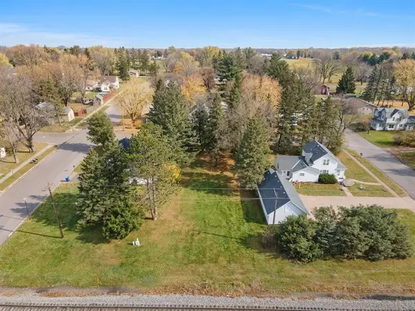 1006 Ludlow Avenue, Cameron, WI 54822