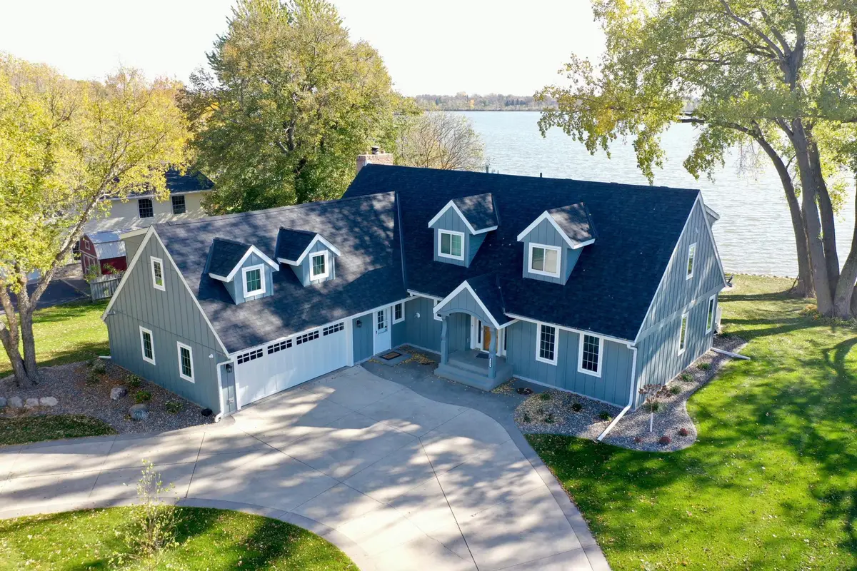 2505 Country Club Drive Ne, Willmar, MN 56201 - #1