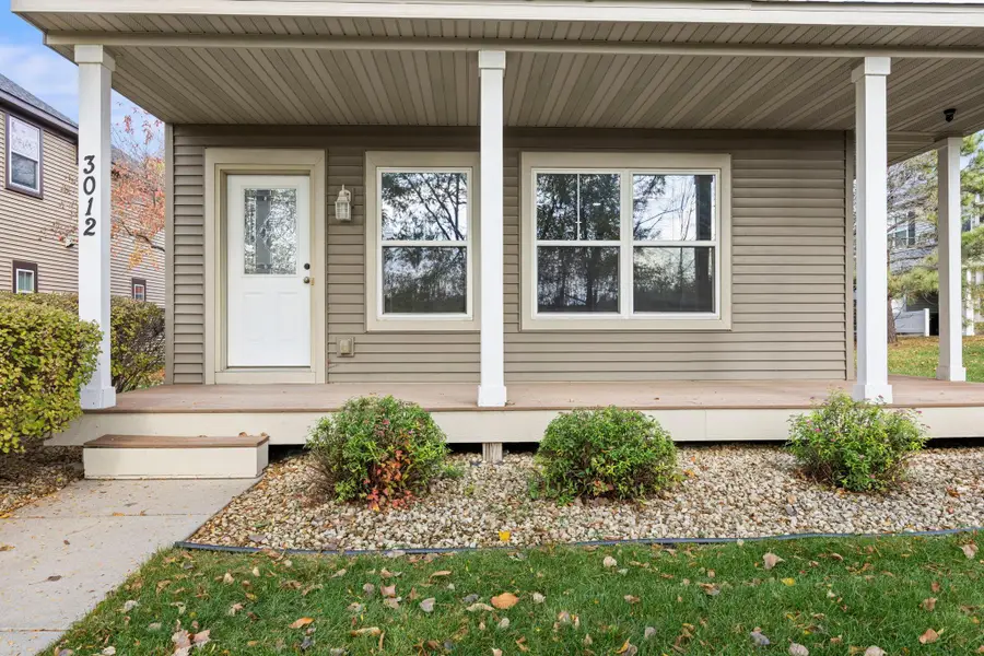 3012 Cottage Lane N, Maplewood, MN 55109 - #3